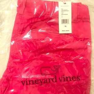 Vineyard Vines Girls Island Short - Rhododendron.
